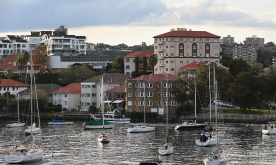 Australian House Prices Grow Again After Dropping for 10 Straight Months