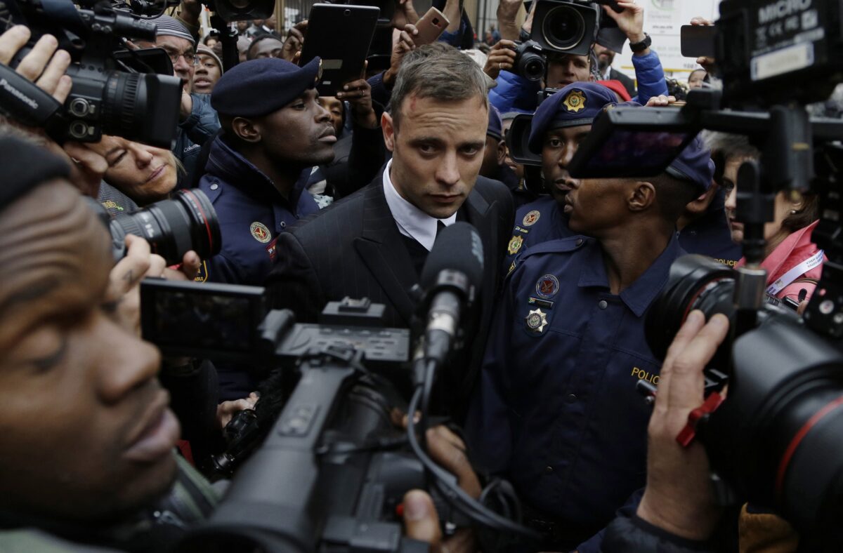NextImg:Oscar Pistorius's Lawyer: 'Mistake' to Deny Parole, Appealing