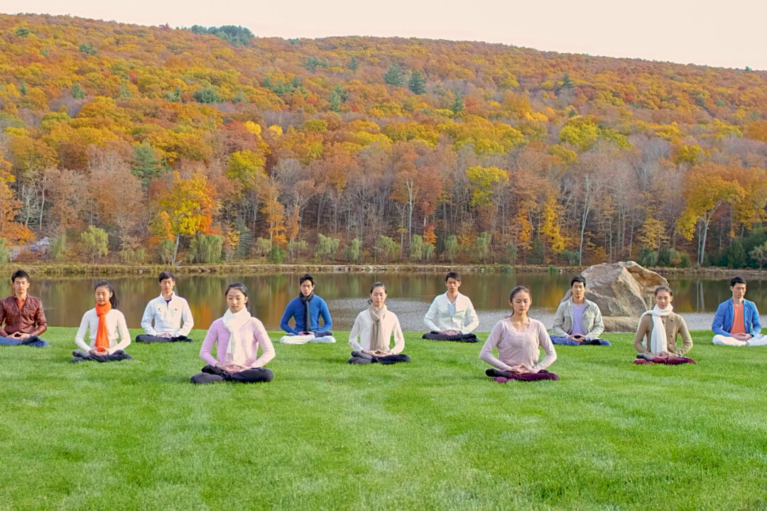 Students practice meditation on the campus of Fei Tian college in Deerpark, New York. (Courtesy of Shen Yun Performing Arts)