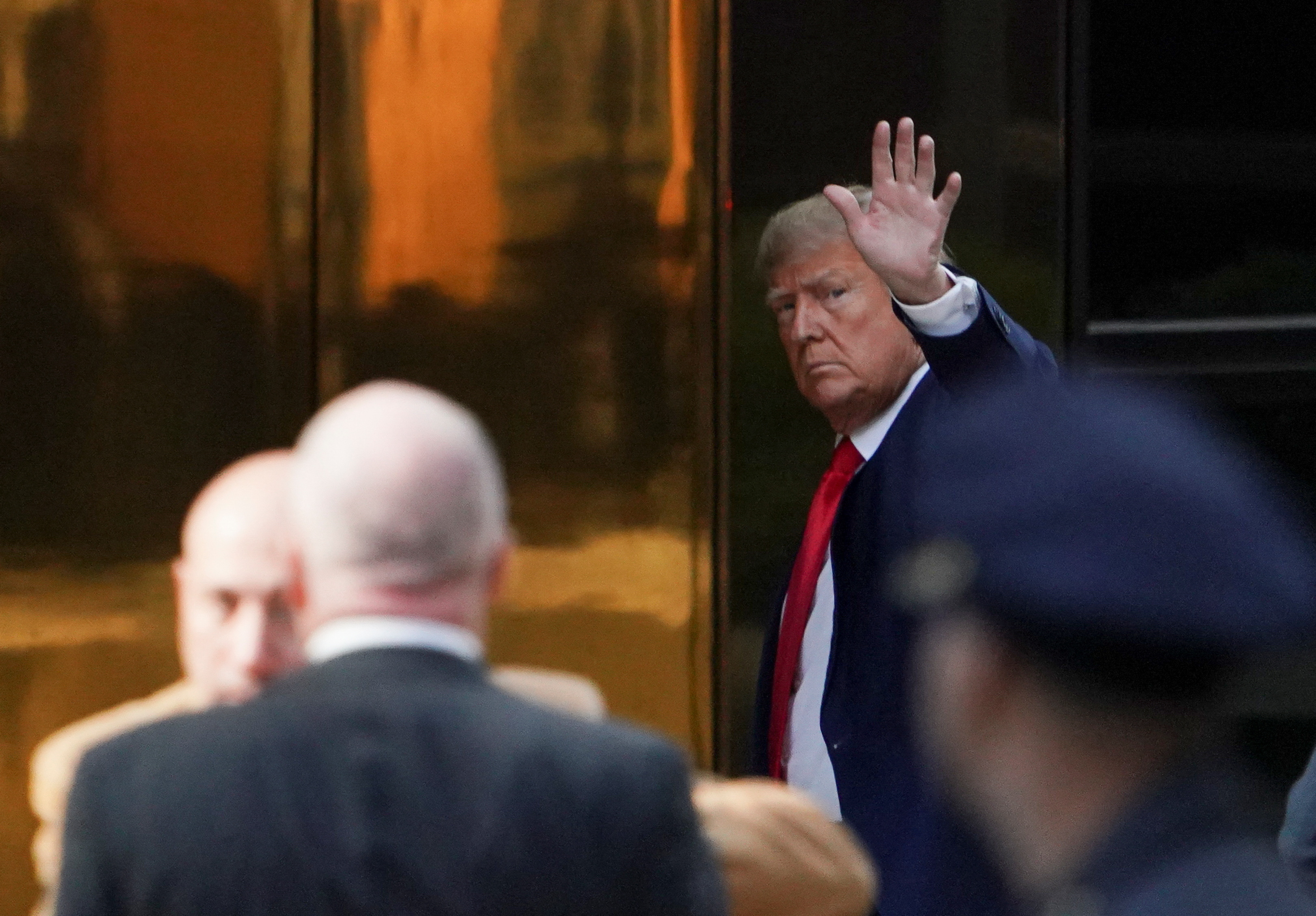 'He's Fighting for Our Country': Supporters Rally Behind Trump Outside His Manhattan Home - Vimarsana News