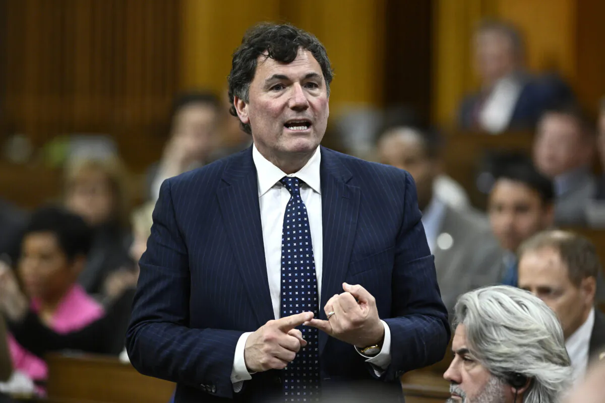Minister of Intergovernmental Affairs Dominic LeBlanc, whose sister-in-law Martine Richard has been named interim ethics commissioner, in a file photo. (Justin Tang/The Canadian Press)