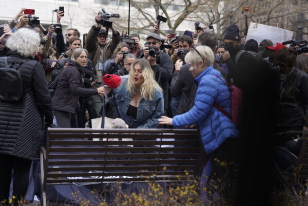Epoch Times Photo