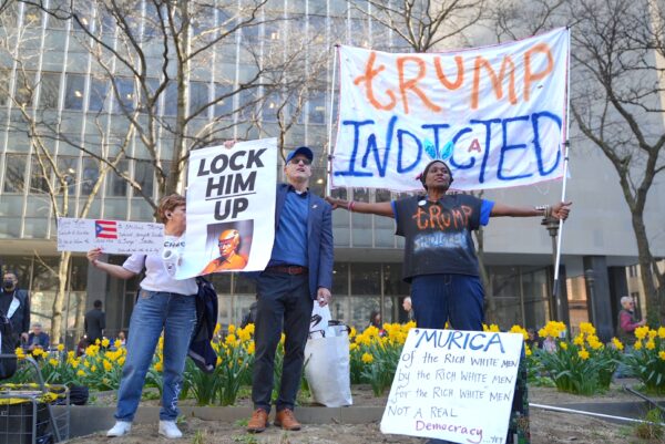 Epoch Times Photo