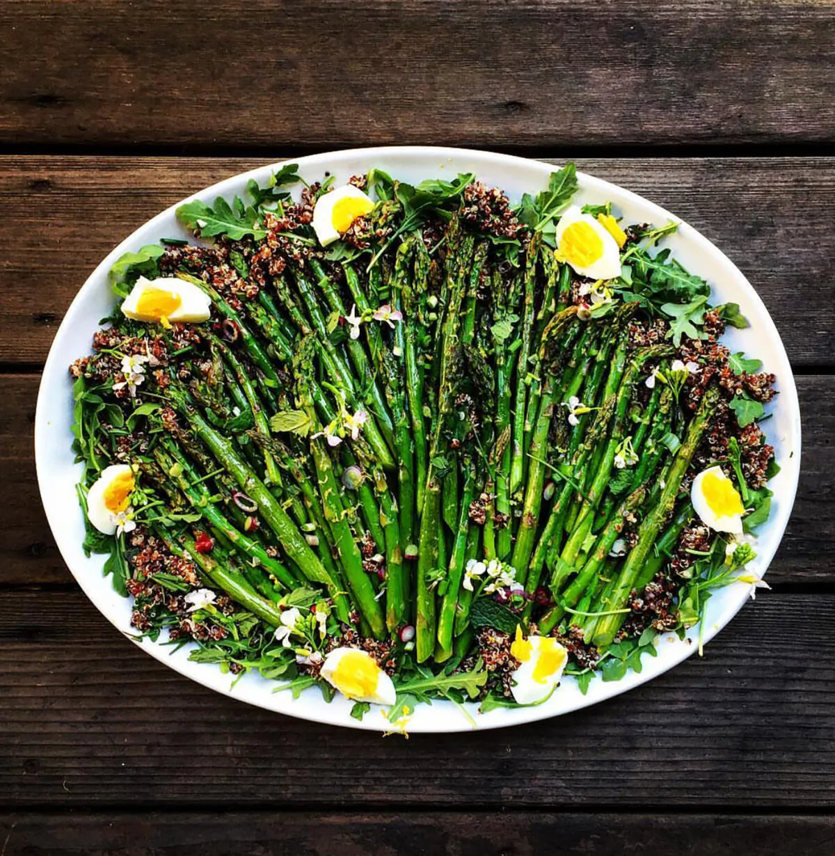 This very green salad, layered with fresh, clean, and simple ingredients, sings spring. (Lynda Balslev for Tastefood)