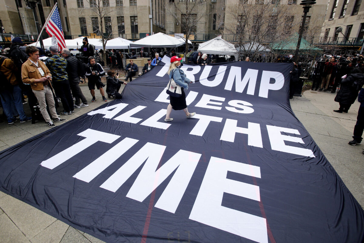 NextImg:Photos: Protesters Rally Outside Manhattan Courthouse Ahead of Trump Arraignment