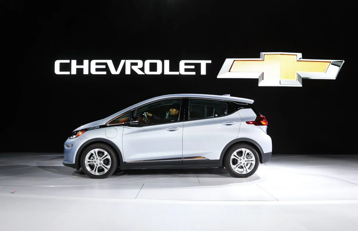 Chevrolet shows off their Chevrolet Bolt at the North American International Auto Show in Detroit on Jan. 9, 2017. (Paul Sancya/AP Photo)
