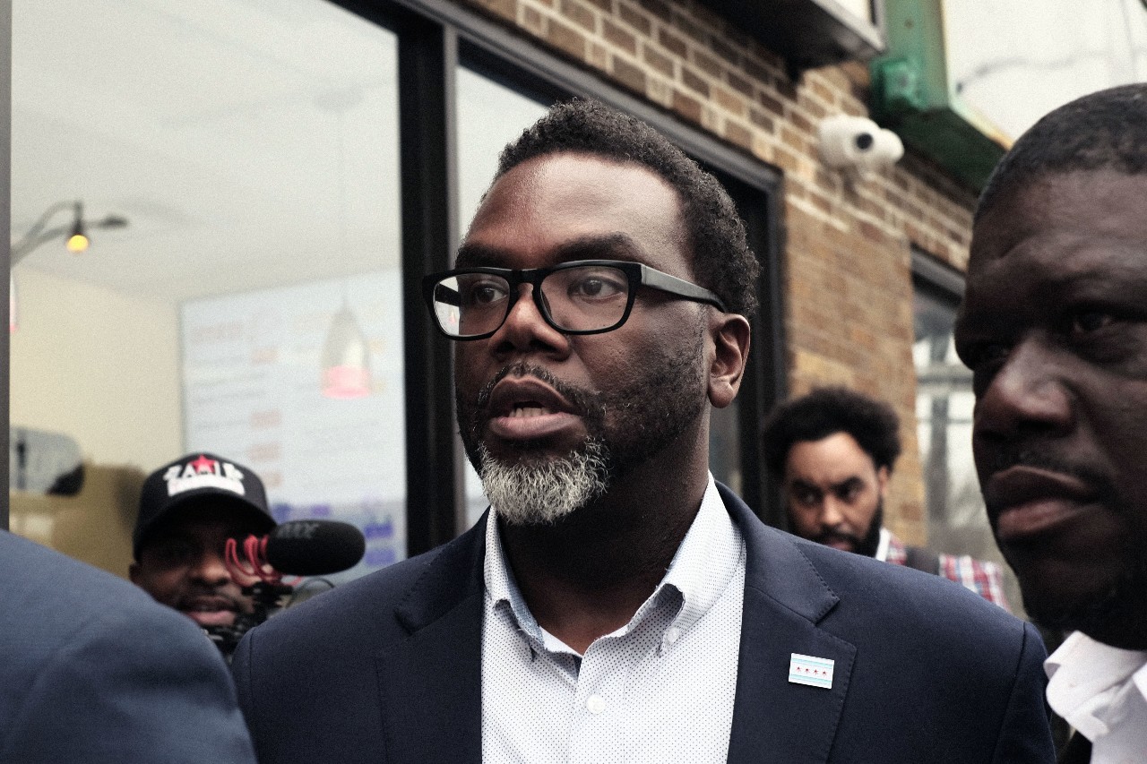 Brandon Johnson, a Progressive, Wins Chicago Mayoral Runoff, Beating Moderate Paul Vallas - Vimarsana News