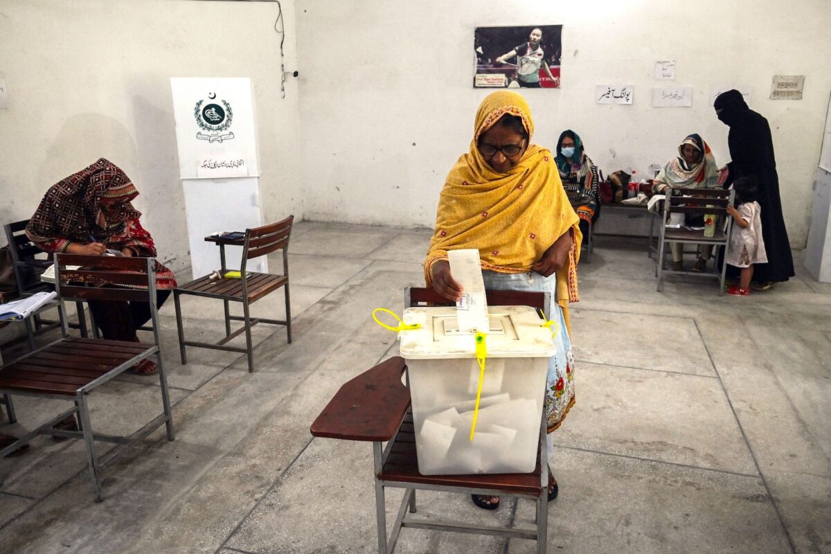 NextImg:Pakistan Court Rules Election Commission's Move to Delay Votes ‘Unconstitutional’