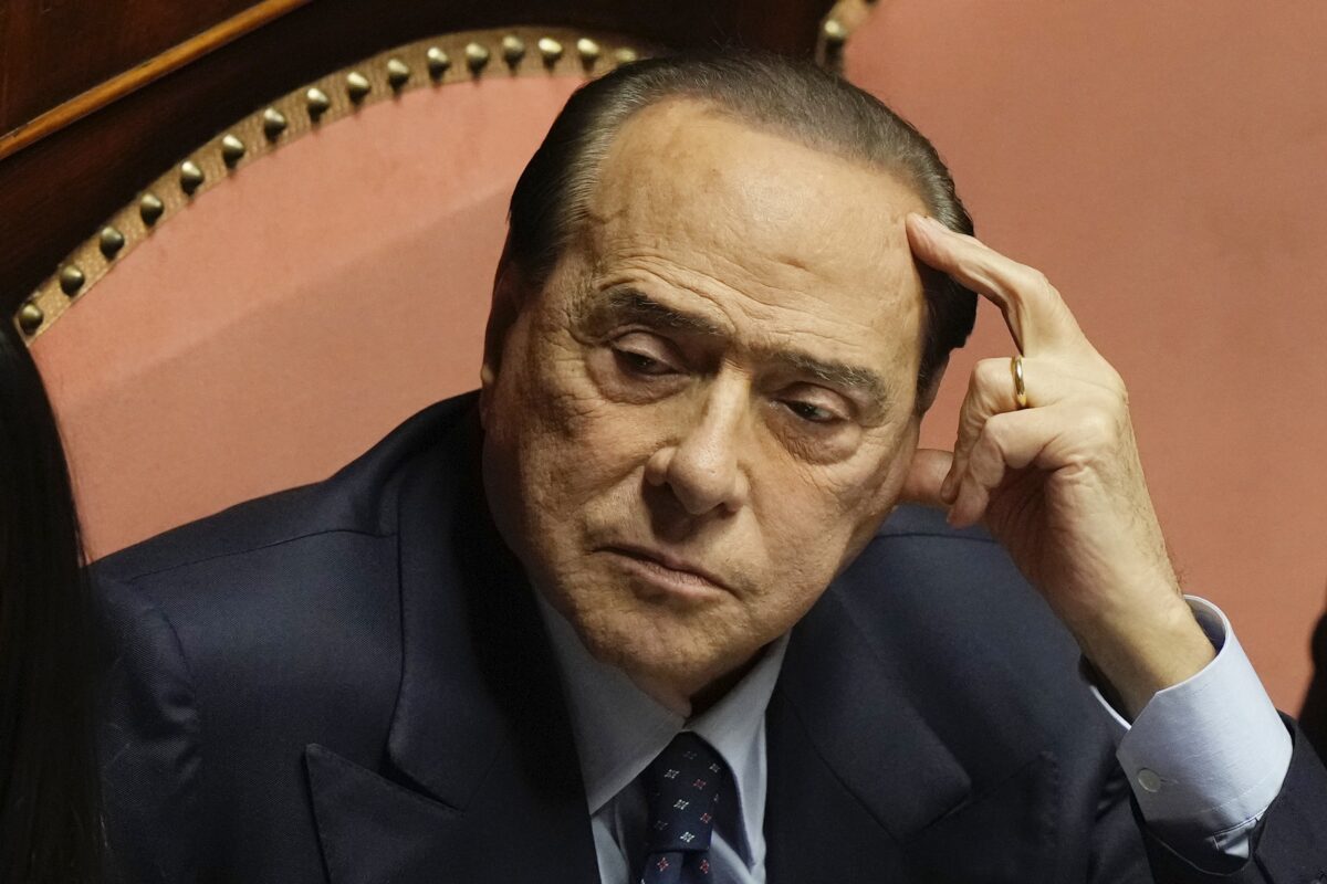 NextImg:Italy's Berlusconi Has Leukemia, Lung Infection, Doctors Say
