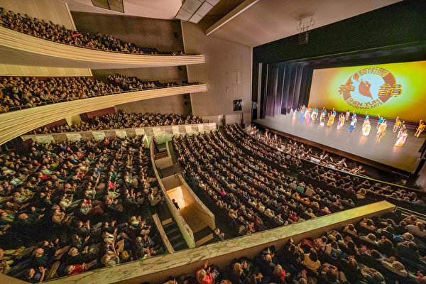 Shen Yun ‘Seems Superhuman,’ Says Dancer