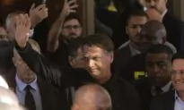 Former Brazilian President Bolsonaro Questioned About Gifts of Diamond Jewelry