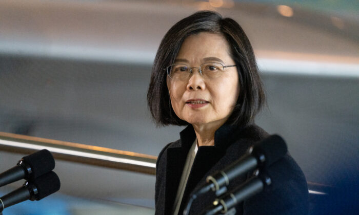 Former President Says Taiwan’s Democracy a Vital Frontline Against Authoritarianism