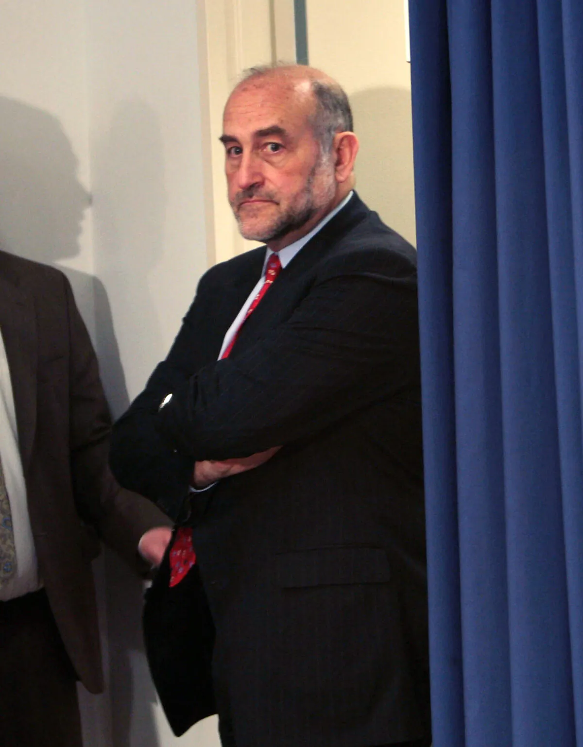 Mark F. Pomerantz, at a New York press conference in March 12, 2008. (Chris Hondros/Getty Images)