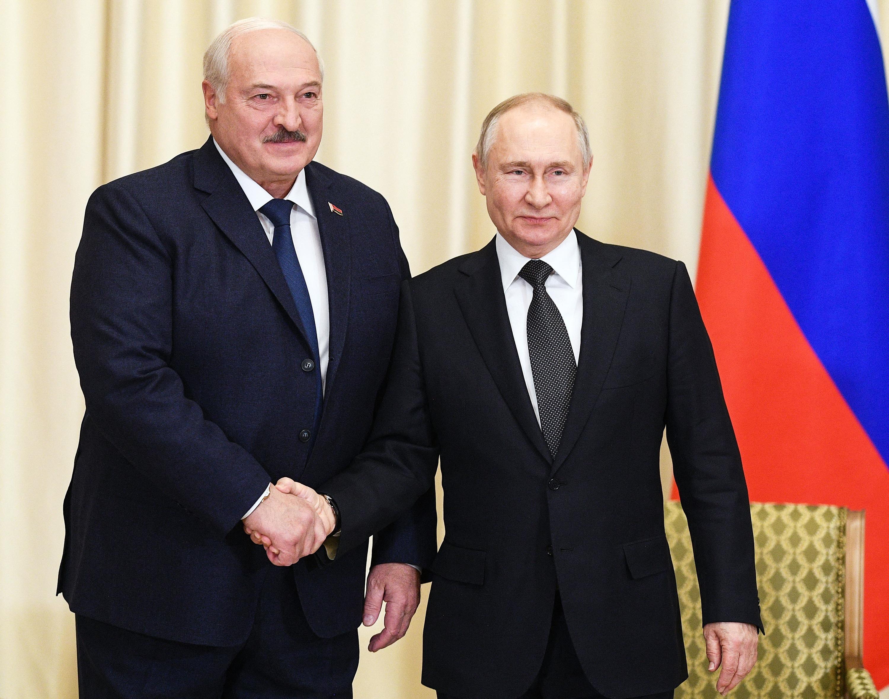 Belarus Leader Meets Putin in Moscow to Discuss Key Alliance Treaty - Vimarsana News