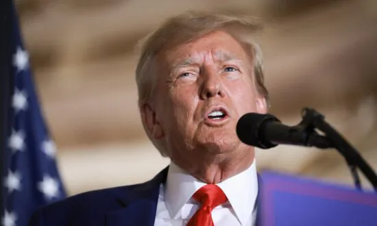 Judge Orders Trump to Pay Nearly $400,000 in New York Times Legal Fees