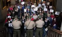 People Protest Expulsion of Legislators at Tennessee State Capital