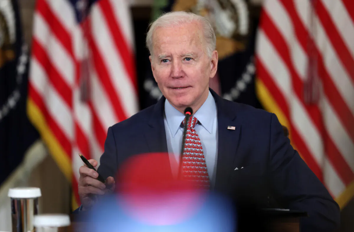 President Joe Biden holds a meeting with his science and technology advisors at the White House on April 4, 2023. (Kevin Dietsch/Getty Images)