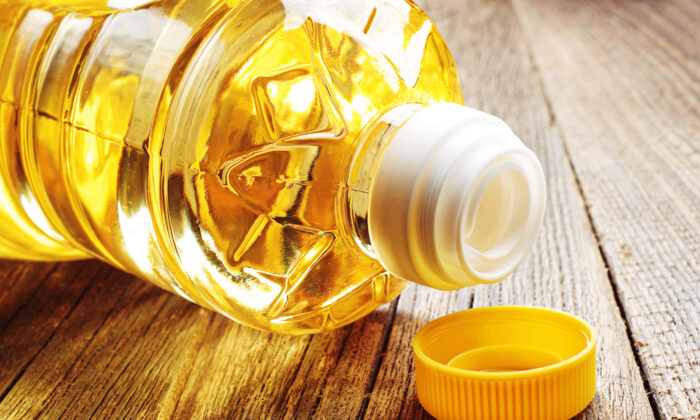 The Oil You Need to Avoid to Decrease Your Risk of COVID-19