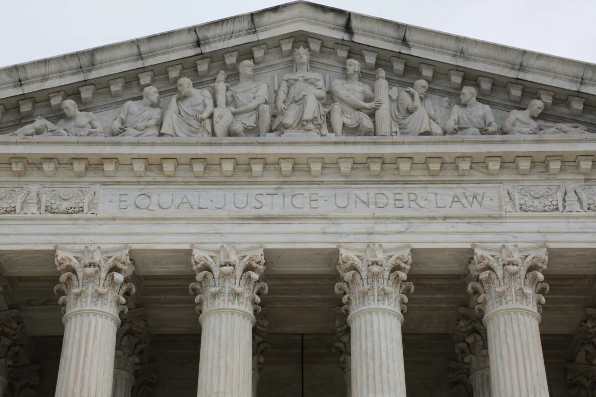 The U.S. Supreme Court in Washington on March 23, 2023. (Richard Moore/The Epoch Times)