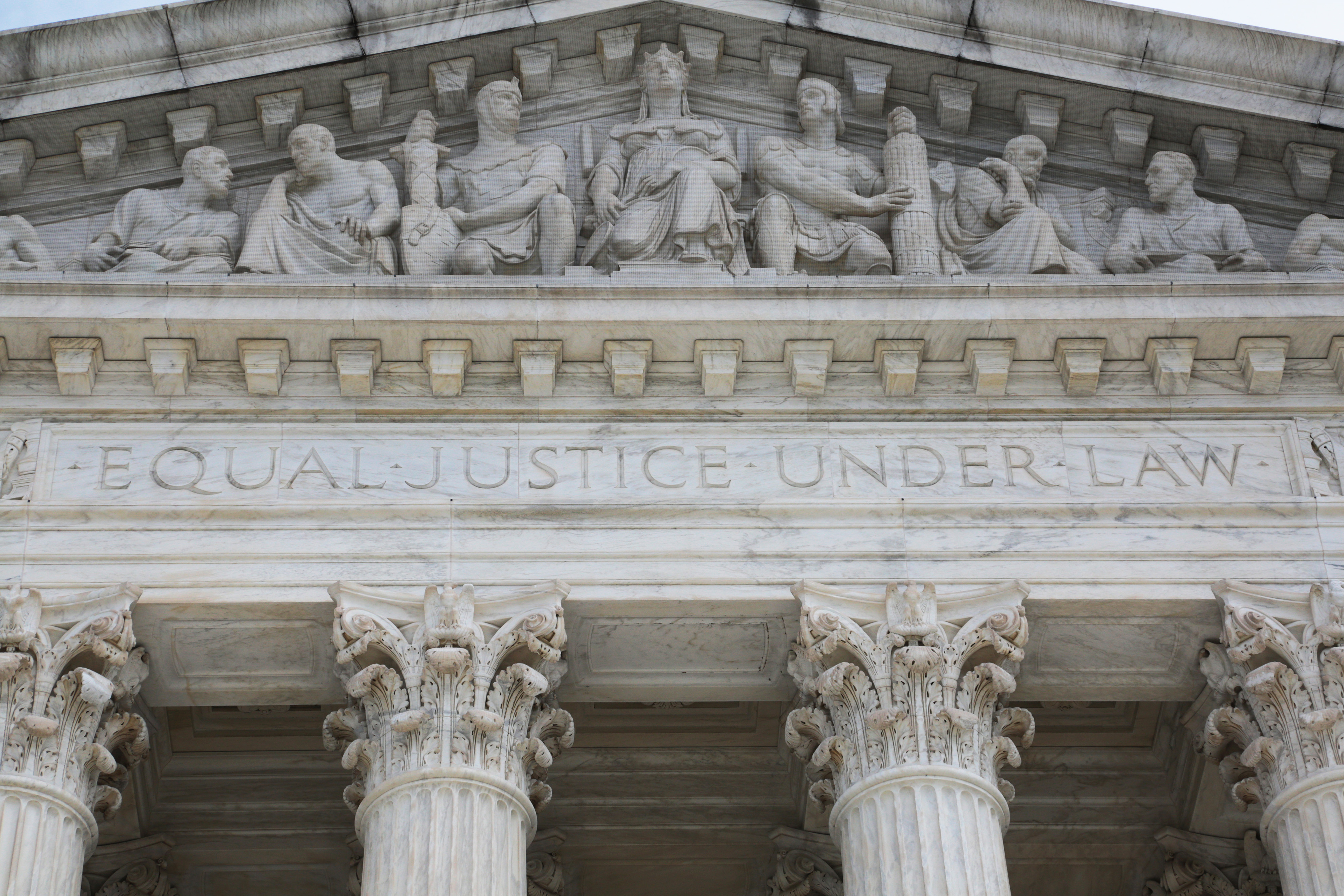 Supreme Court Takes Up Wall Street Whistleblower Retaliation Case - Vimarsana News