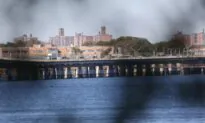 20 Hurt When Inmate Sets Fire at NYC’s Rikers Island Jail