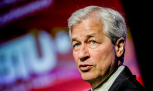JPMorgan CEO Warns of Economic ‘Pain’ and Turbulence ‘That Will Scare People’