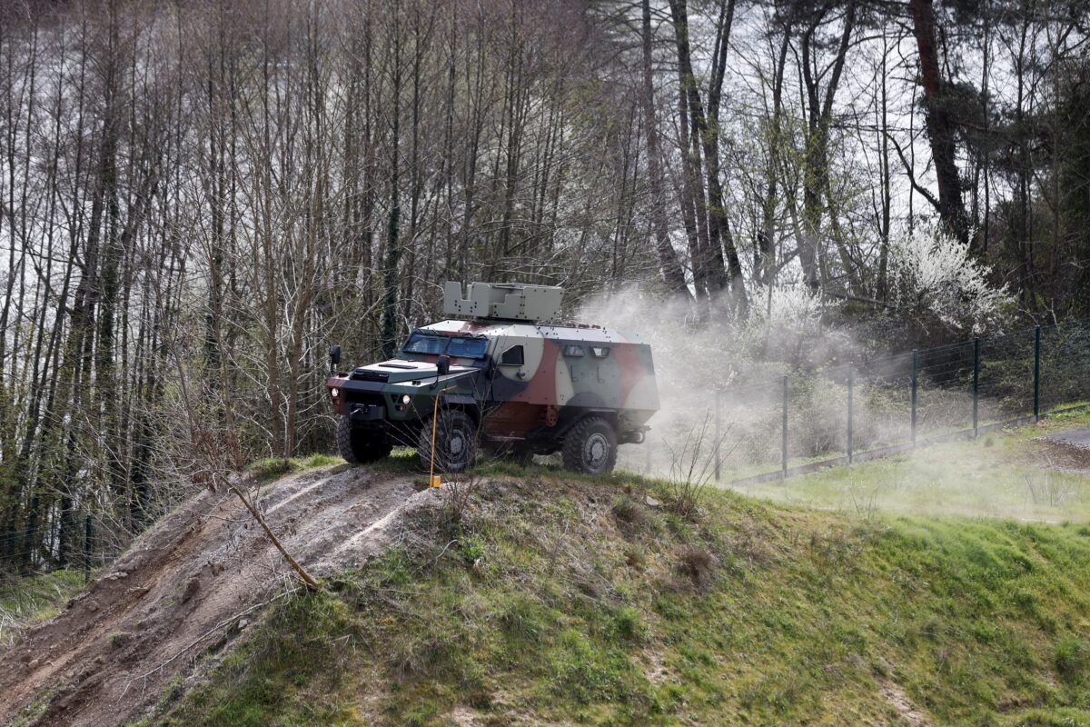 NextImg:High-Tech French Army Truck Maker Sees Demand for Low-Tech Artillery Components