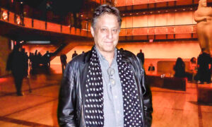 Shen Yun ‘Done Quite Brilliantly,’ Says Oscar-Winning Producer