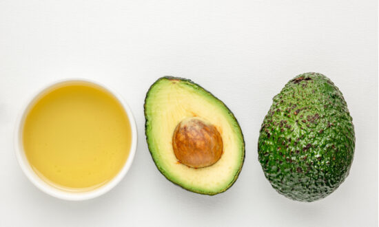 Unregulated Avocado Oil Market: Is Your Avocado Oil Fake?