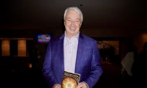 Shen Yun a ‘Message of Peace and Tranquility,’ Says Former New York Official