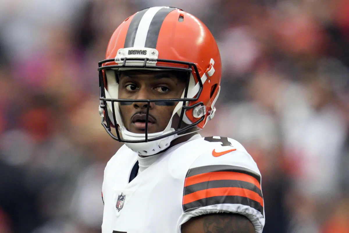Cleveland Browns quarterback Deshaun Watson (4) looks on during an NFL football game against the Cincinnati Bengals in Cincinnati on Dec. 13, 2022. (Jeff Dean/AP Photo)