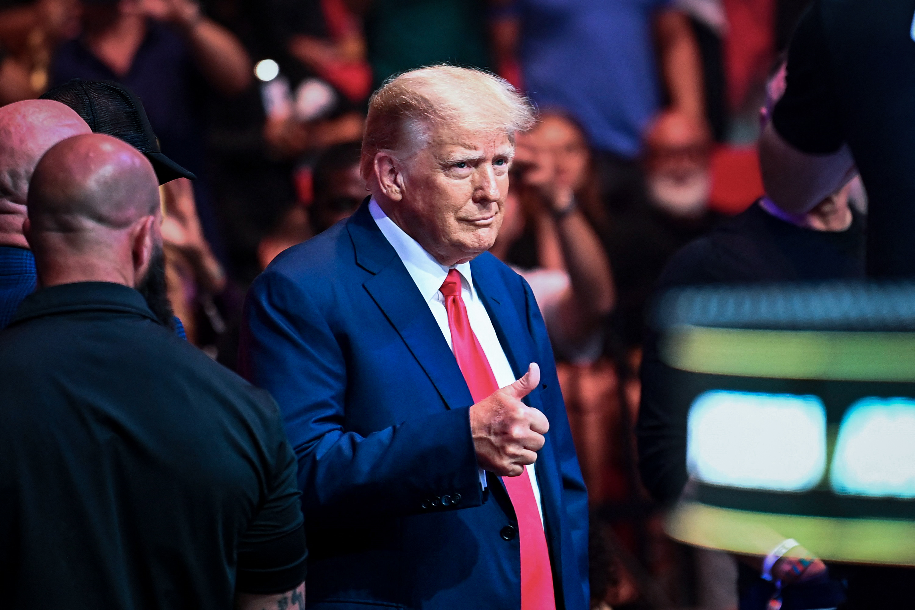 Florida Reps. Mike Waltz, Gus Bilirakis Endorse Trump Over Gov. DeSantis in 2024 - Vimarsana News