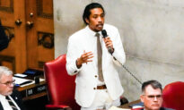 2 Democrats Expelled From Tennessee House by GOP Legislature, 3rd Spared by 1 Vote