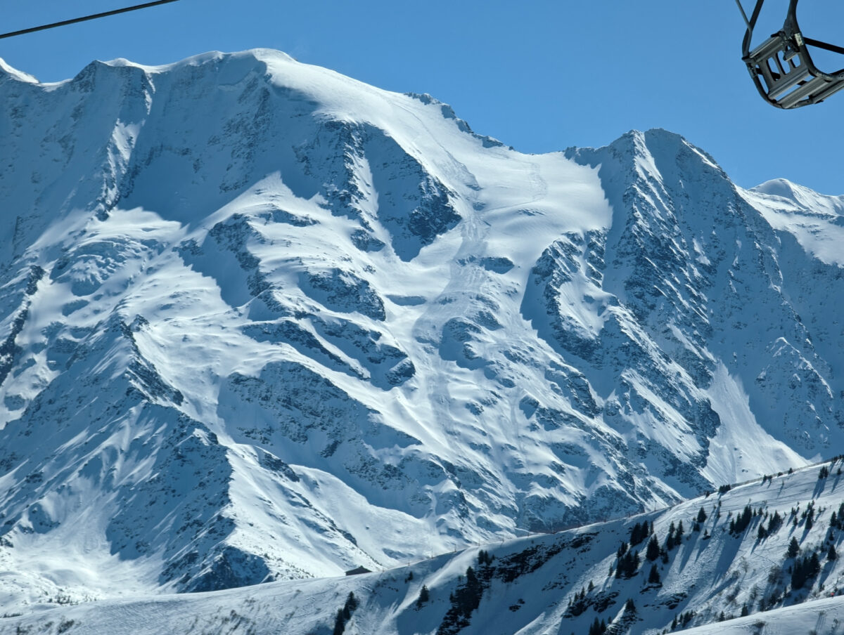 Avalanche in French Alps Kills at Least 4 People