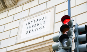 Republicans Warn, IRS, Americans Ready to Carry the Weight of New Tax Laws