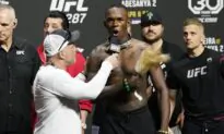 Israel Adesanya Knocks out Alex Pereira in UFC Title Rematch