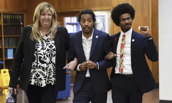 Senate Democrats Ask DOJ to Probe Expulsion of Tennessee State Legislators