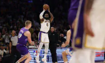 Lakers Hold Off Jazz 128–117 in Regular Season Finale
