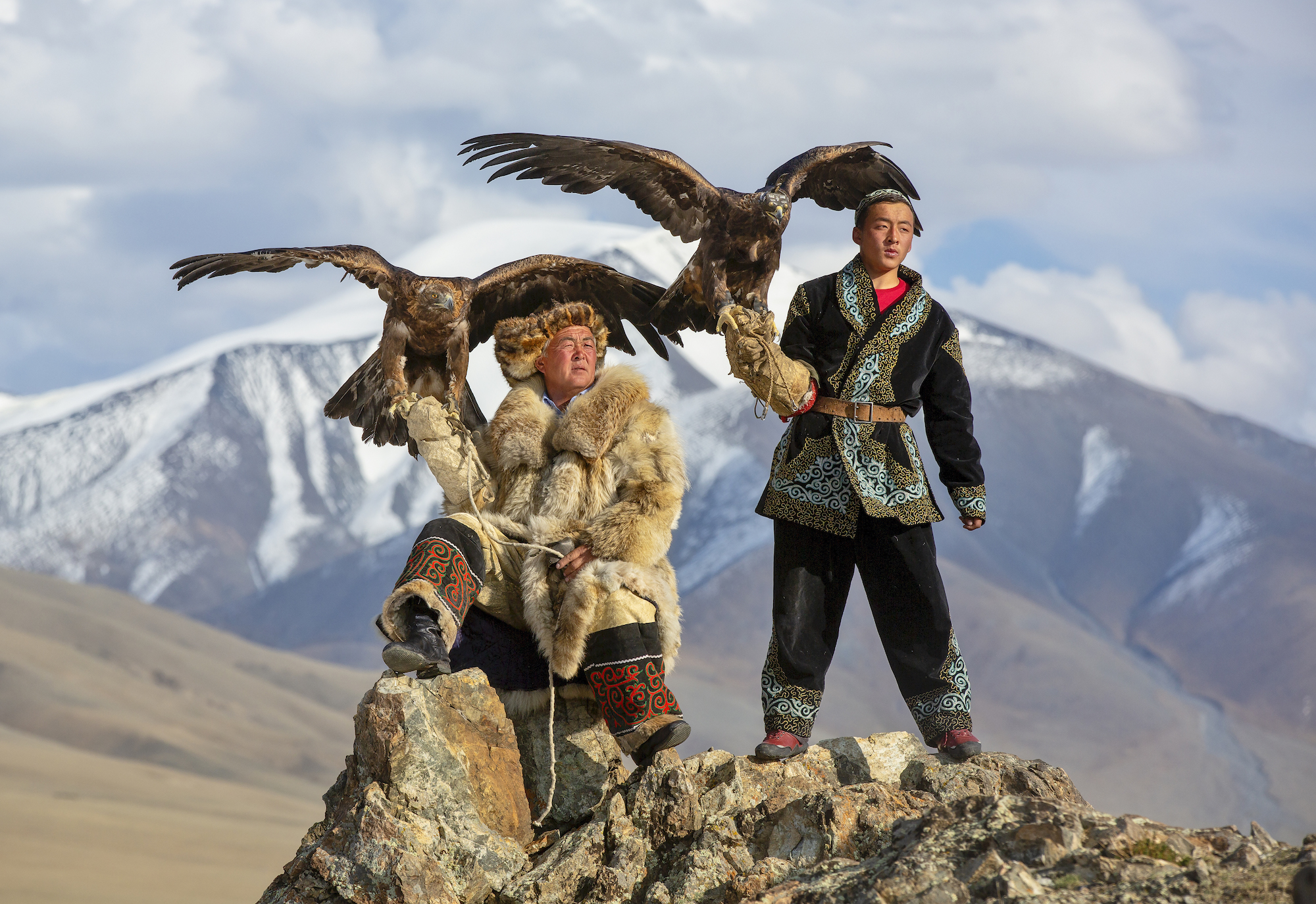 Mongolian nomads hunting with golden eagles