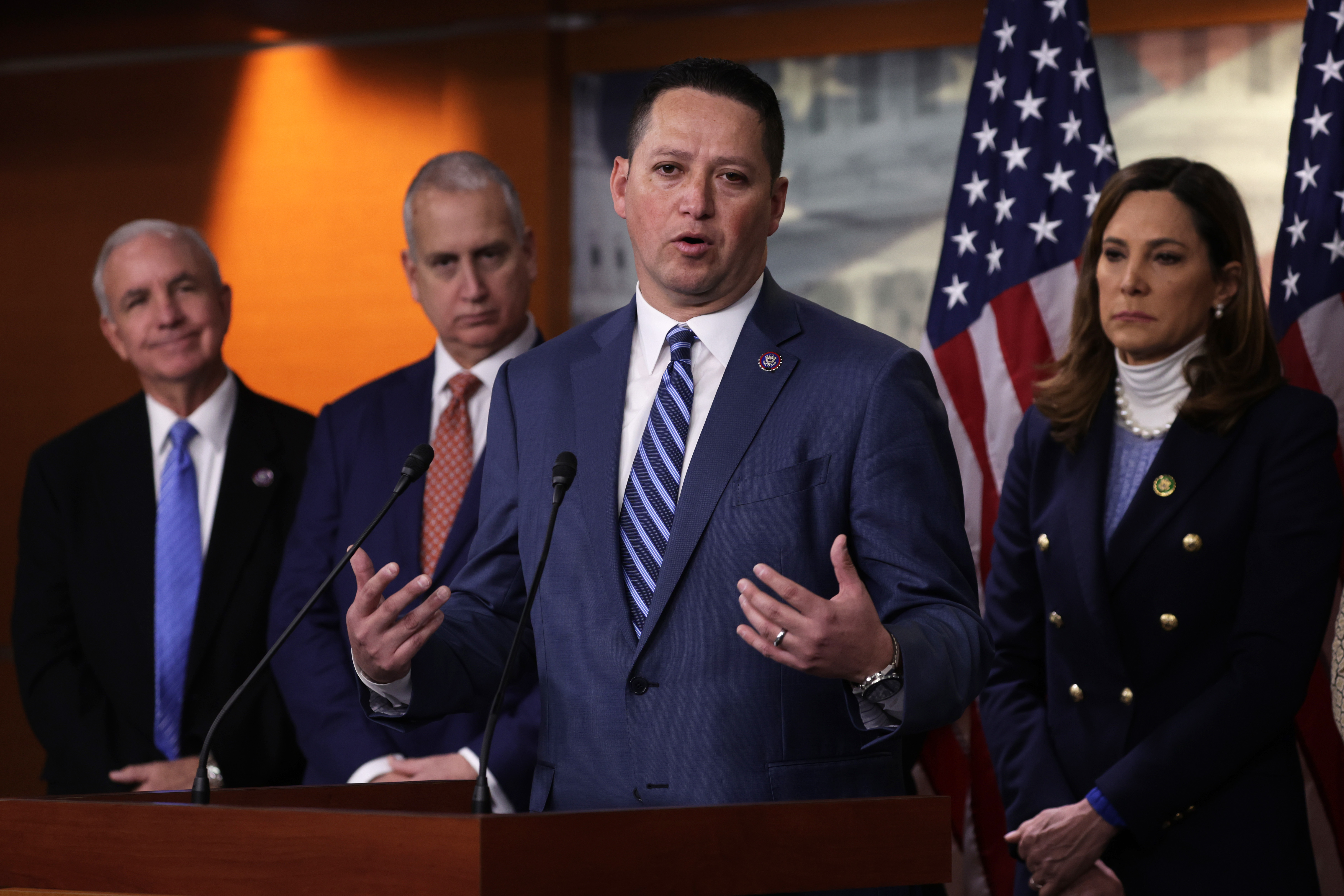 Texas GOP Congressman Dismisses Claims Border Situation Is 'Not That Bad' - Vimarsana News