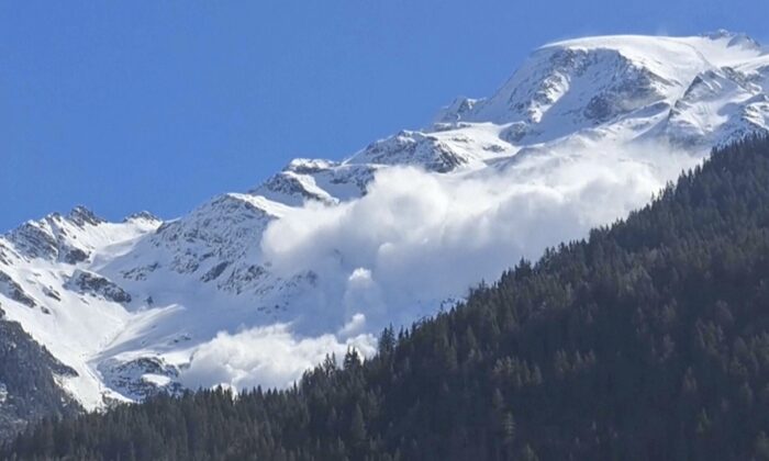 An avalanche rolling down the Armancette glacier in Contamines-Montjoie, France, in the Haute-Savoie region, some 30 kilometers (almost 20 miles) southwest of Chamonix on April 9, 2023. (Contamines Montjoie via AP)