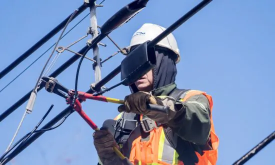 Thousands of Hydro-Québec Clients Lose Power After Churchill Falls Interruption
