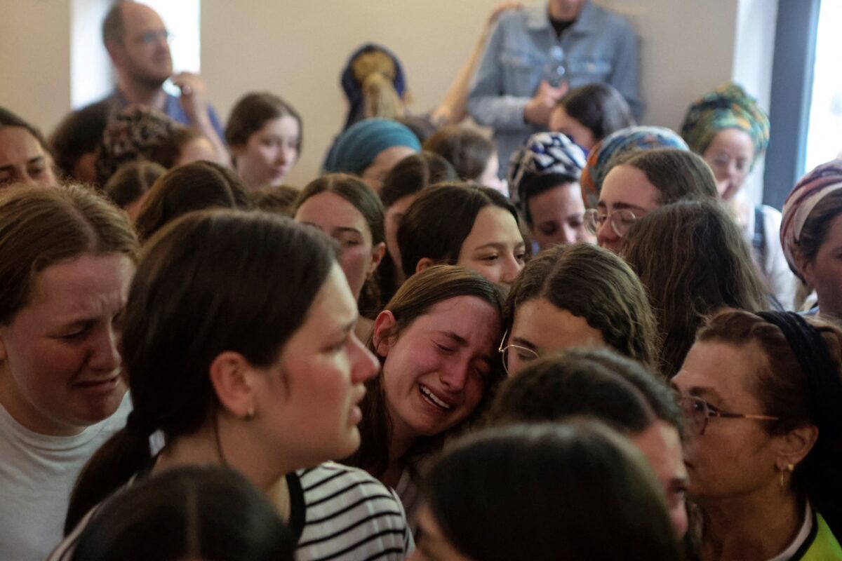 NextImg:Israeli Sisters Killed in Shooting Attack Laid to Rest