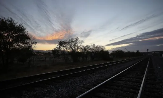 Empty Tank Cars Derail in Texas Rail Yard, No Injuries