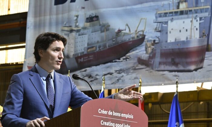 Prime Minister Justin Trudeau announces major investments in shipbuilding at the Davie shipyard in Levis, Que., Apr. 4, 2023. (The Canadian Press/Jacques Boissinot)

