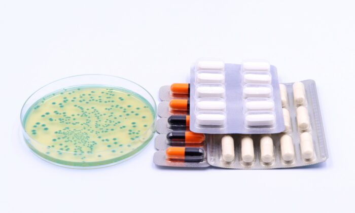 Antibiotic Shortage Amidst The Rise Of Invasive Strep A The Epoch Times   Id5184462 Shutterstock 2182856665 Min 700x420 