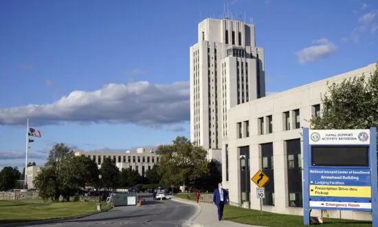 Catholic Priests Who Lose Contract at Walter Reed Get Support From GOP Lawmakers