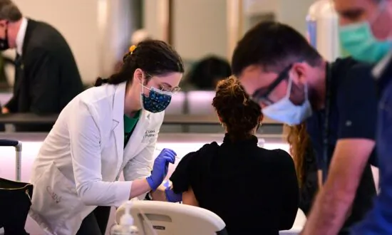 ‘Millions of Lives Lost’ in Pandemic Mainly From Pharma-Government Nexus, Says Critical Care Expert