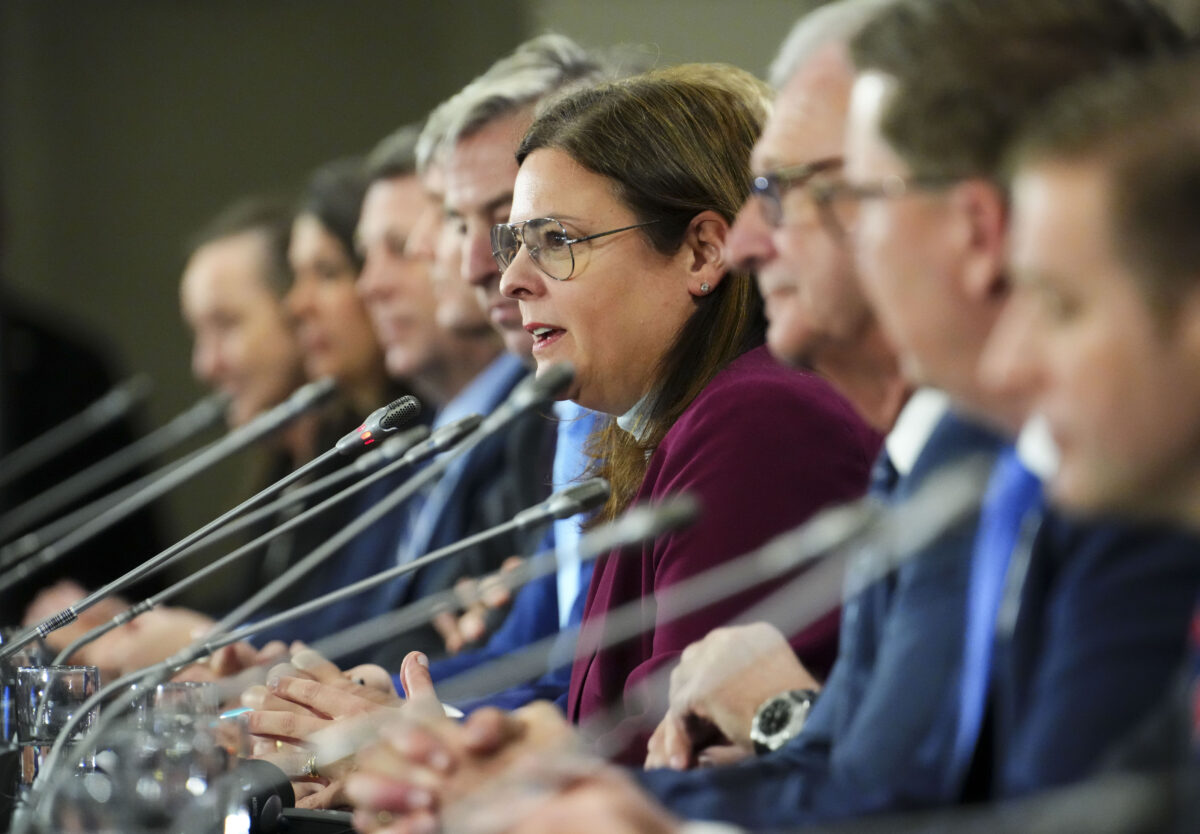 NextImg:Prairie Premiers Ask Trudeau to Distance Feds From Justice Minister's Remarks on Resource Jurisdiction