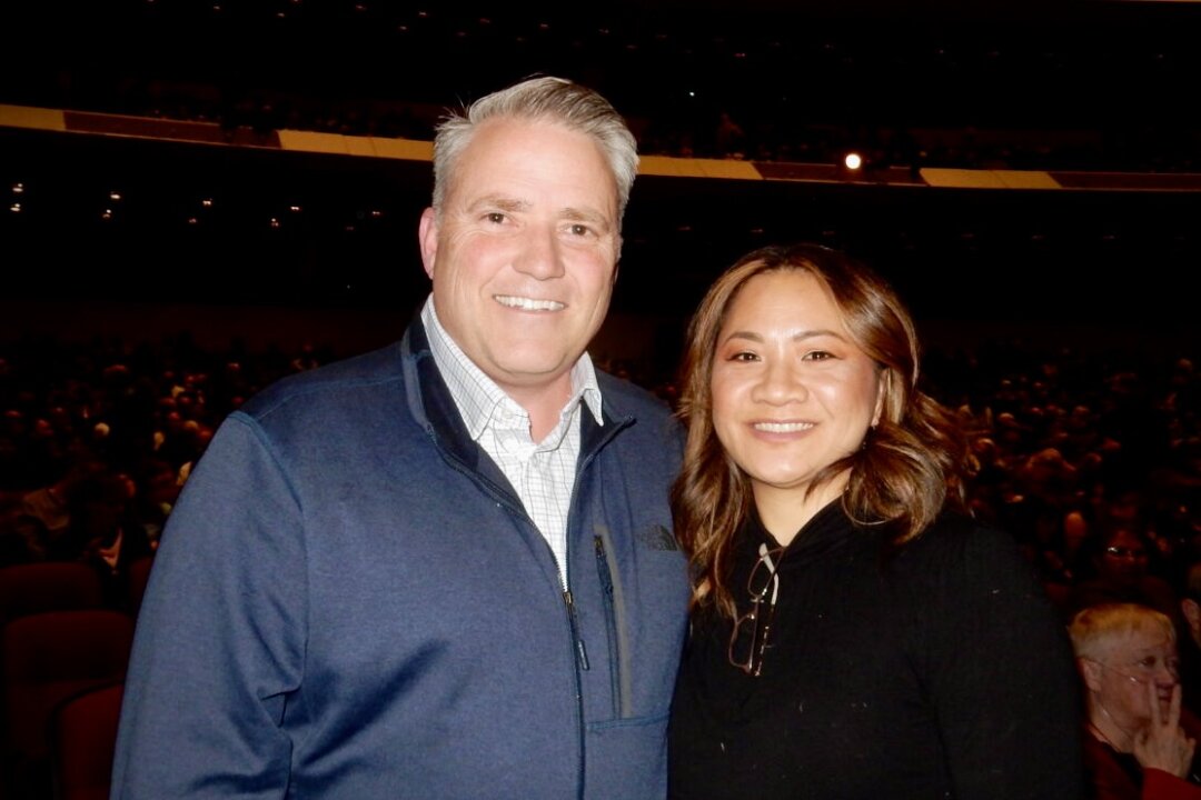 Kody and Lisa Wintrode at the Shen Yun Performing Arts performance at First Interstate Center for the Arts, on April 11, 2023. (Frank Zhang/The Epoch Times)